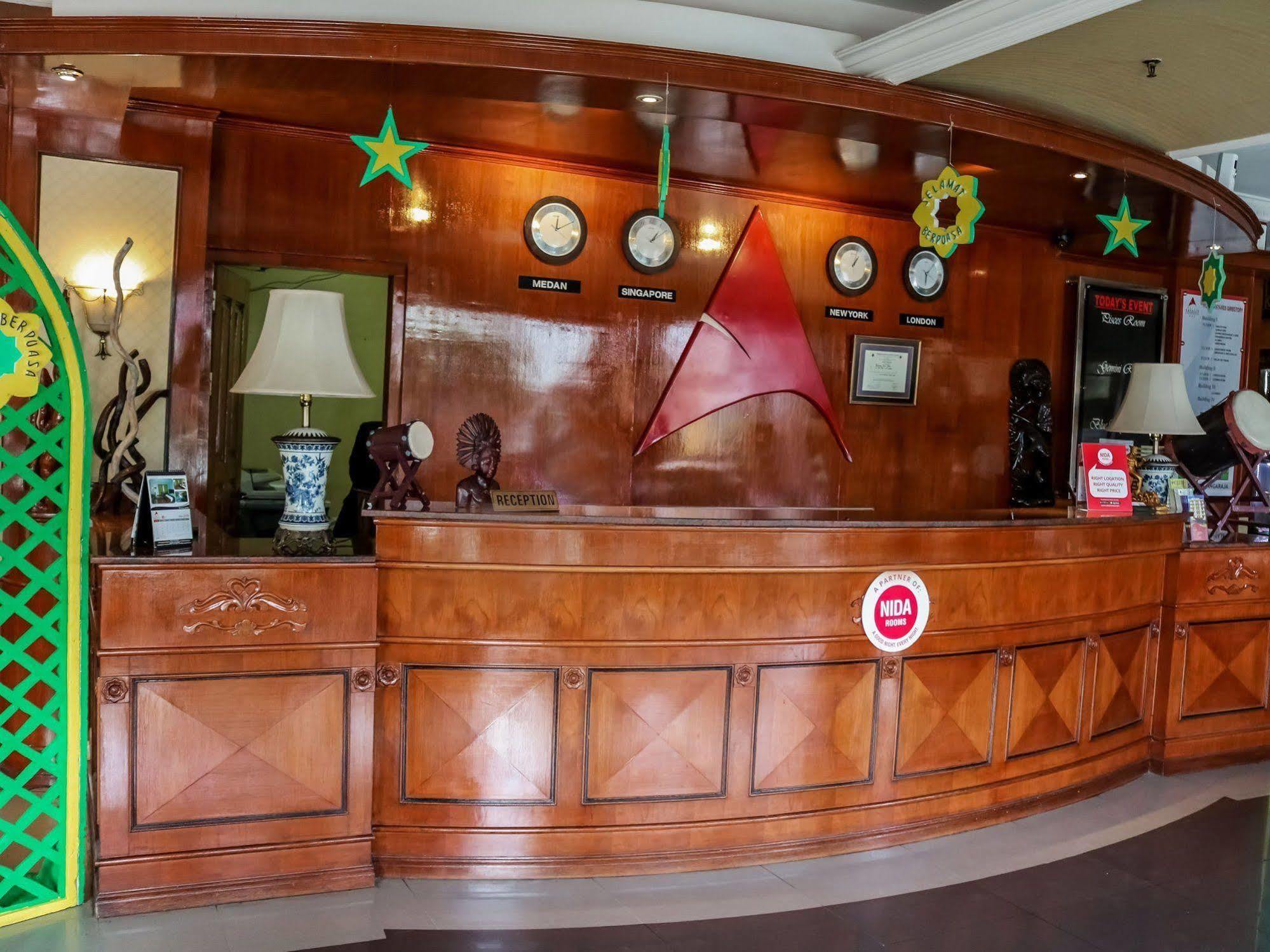 Antares Hotel Medan Eksteriør bilde
